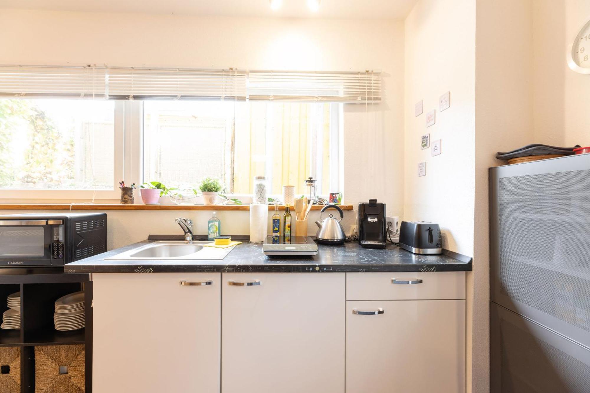 Ideal Fuer Kurze Aufenthalte - Gemuetliches 1-Zimmer-Apartment Adelsdorf Екстер'єр фото